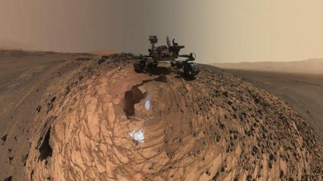 Dateiname: Selfie_auf_dem_Mars___Der_Rover___Curiosity___schickt_auch_Selbstportraets_auf_die_Erde.jpg
Größe: 67,11 KB
13.12.12019, 16:33